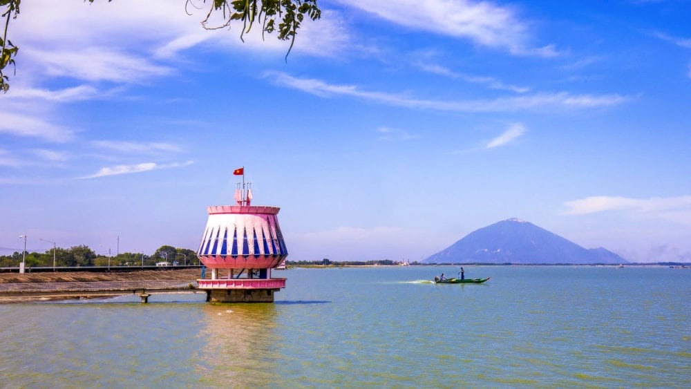 Thời điểm lý tưởng đi hồ Dầu Tiếng